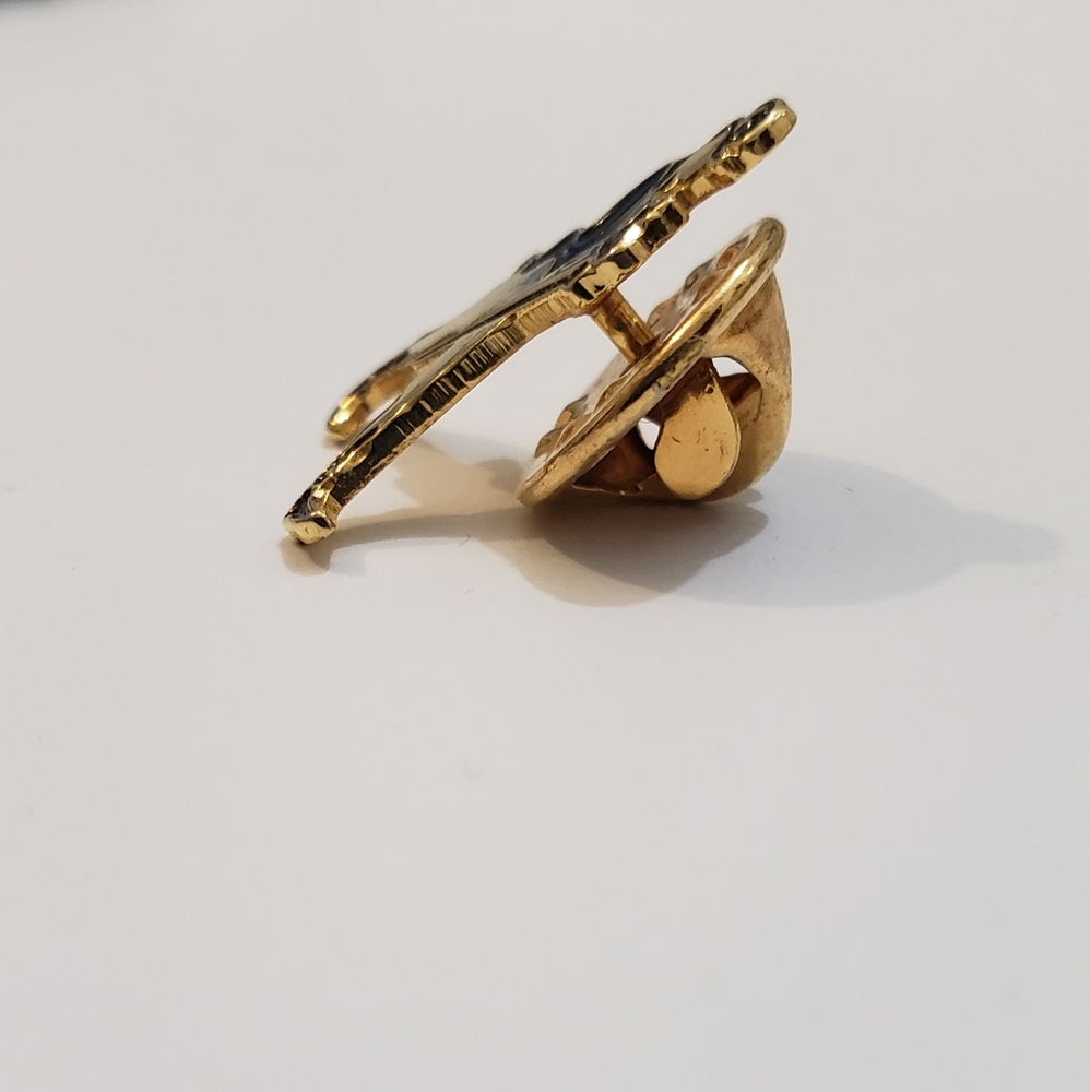 Johnny Walker Pin - Picture 5 of 7
